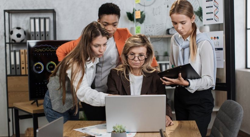 AH/SD e a inserção no mercado de trabalho