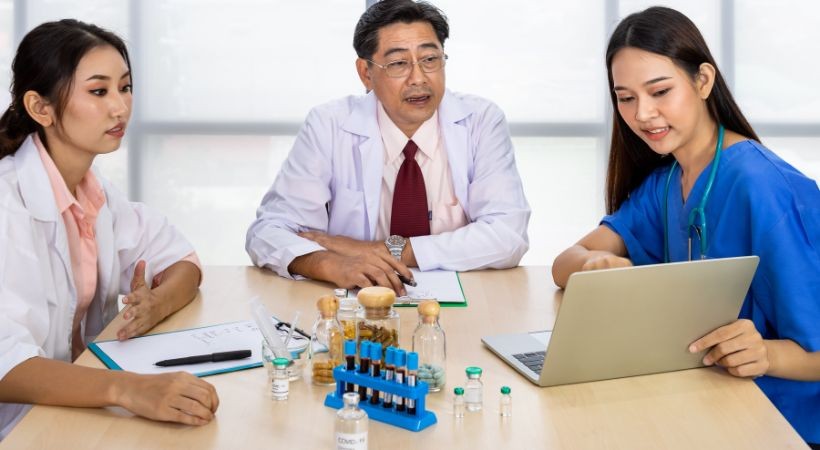 Gestão, Comunicação E Inovação Na Prática Clínica Farmacêutica