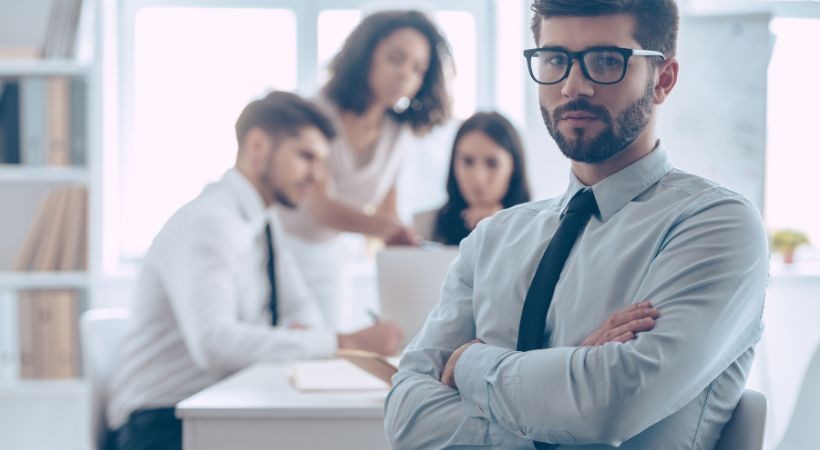 Comportamento Profissional dentro das Organizações